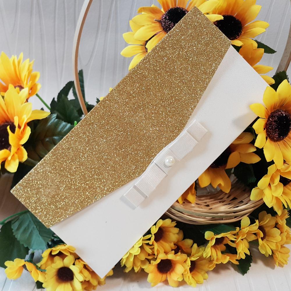 Elegant invitation with a gold textured pattern